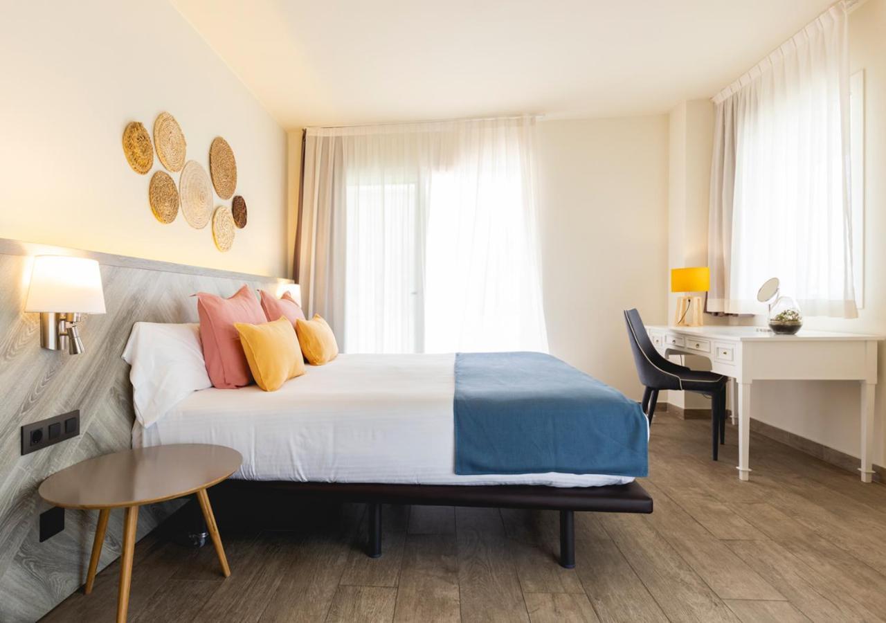 רוזס 1935 Hotel Boutique & Apartments - Adults Only מראה חיצוני תמונה
